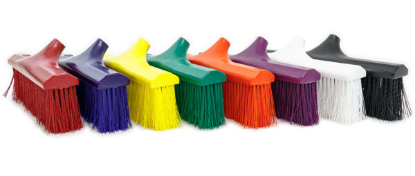18" Rough-Sweep Push Broom